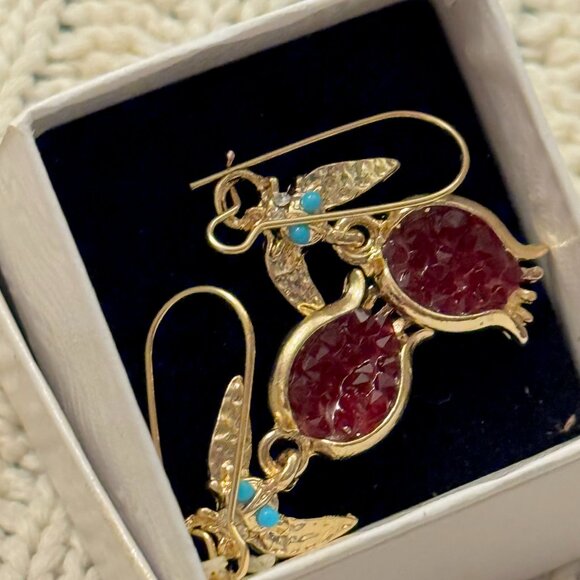 Anoname Jewelry - Cutest Goldtone Pomegranate Earrings